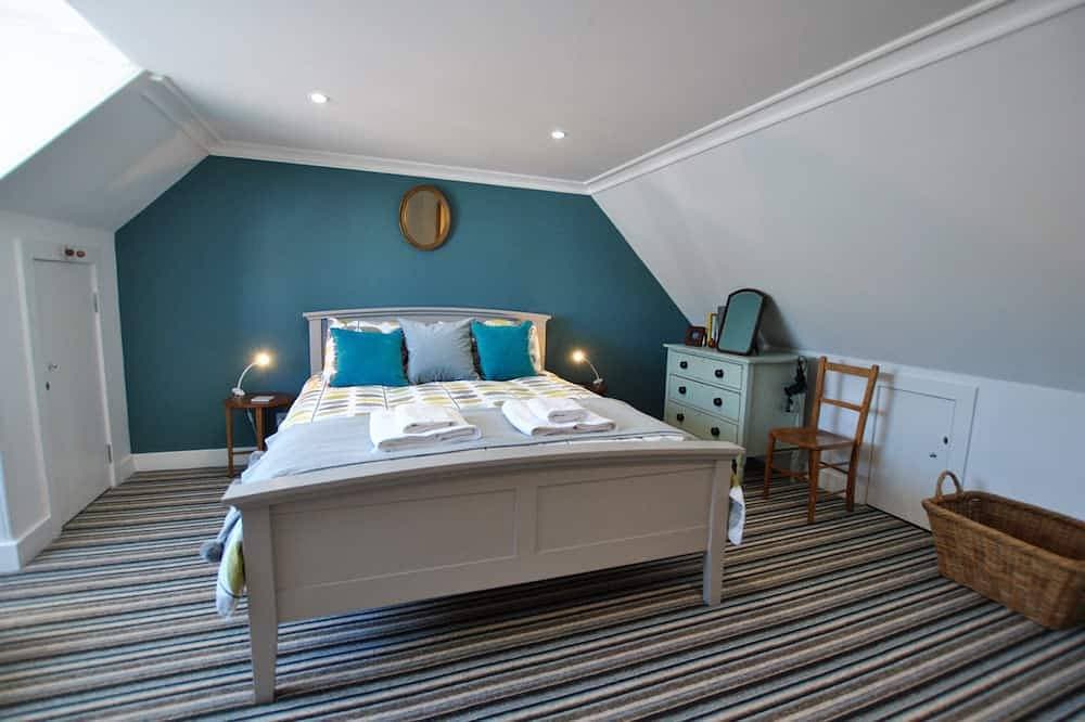 Shore Cottage, Anstruther- stylish home by the sea 1