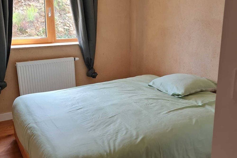Foto 5 von 30: Comfortable forest house: 6 bedrooms + 1 dormitory 5 bathrooms in the heart of Ardèche verte