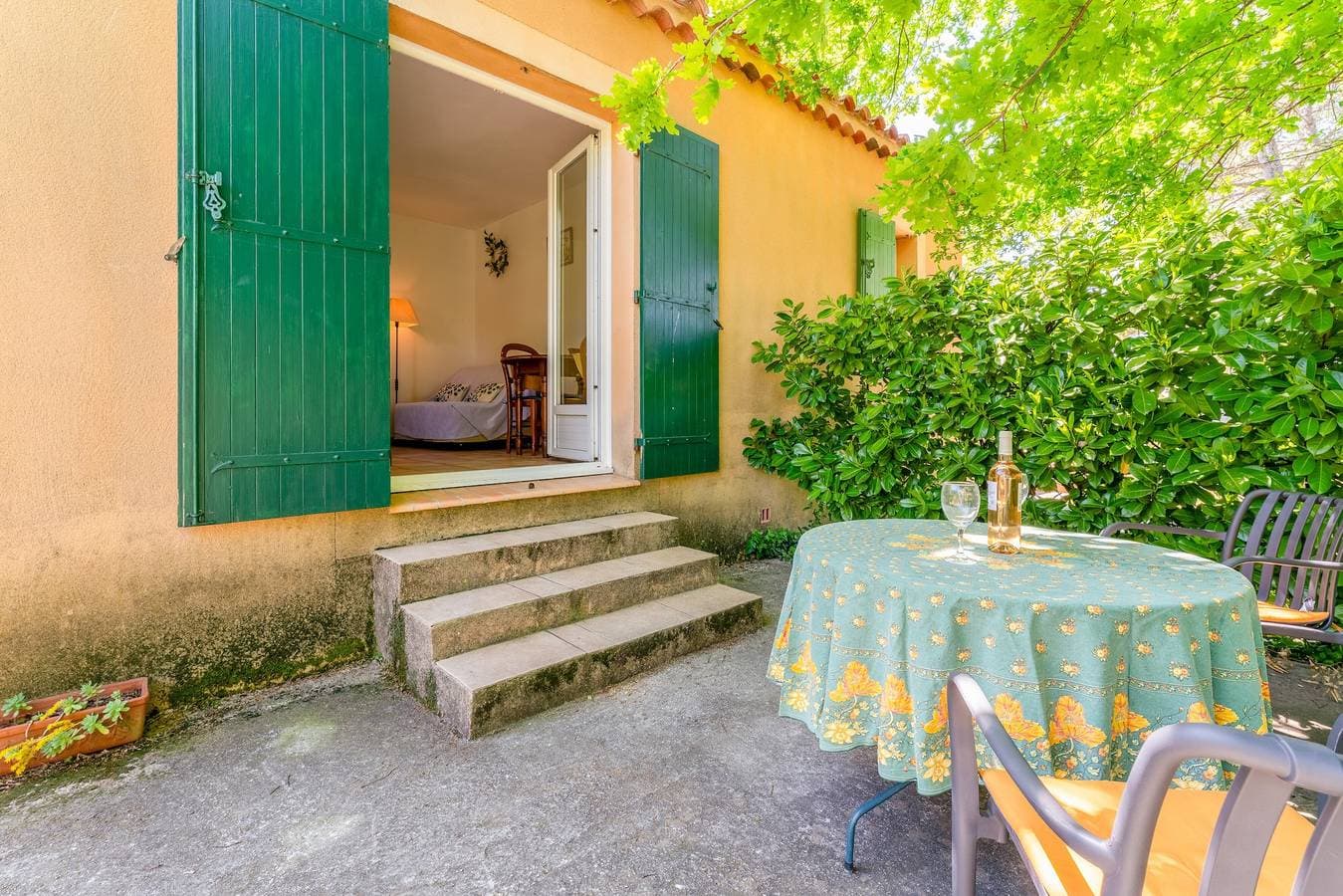Foto 13 von 23: Ferienhaus 'La Loutre' mit gemeinsamem Garten, Wi-Fi und Klimaanlage
