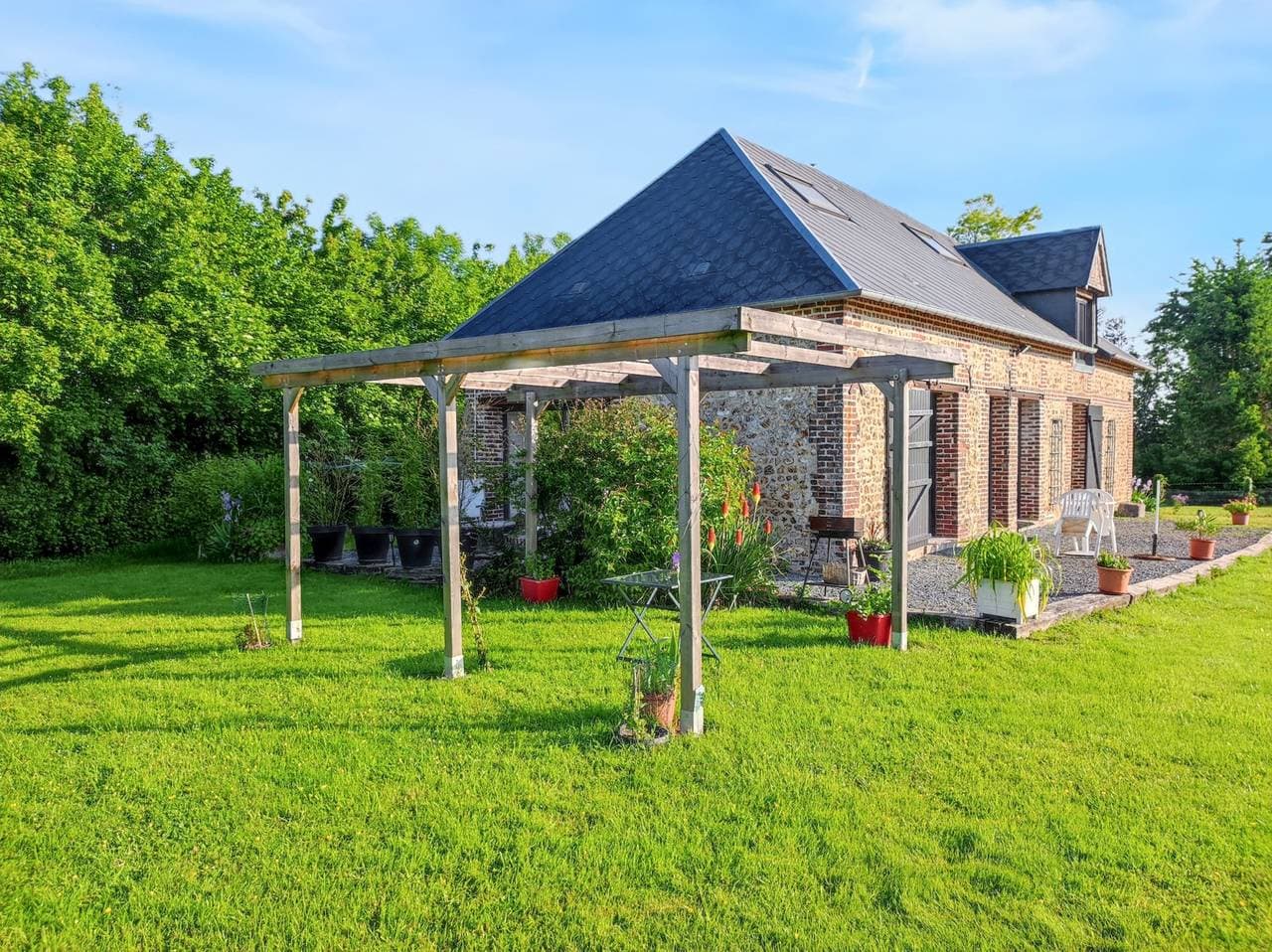 Foto 5 von 23: Charmantes Haus in Fort-Moville mit Privat Terrasse
