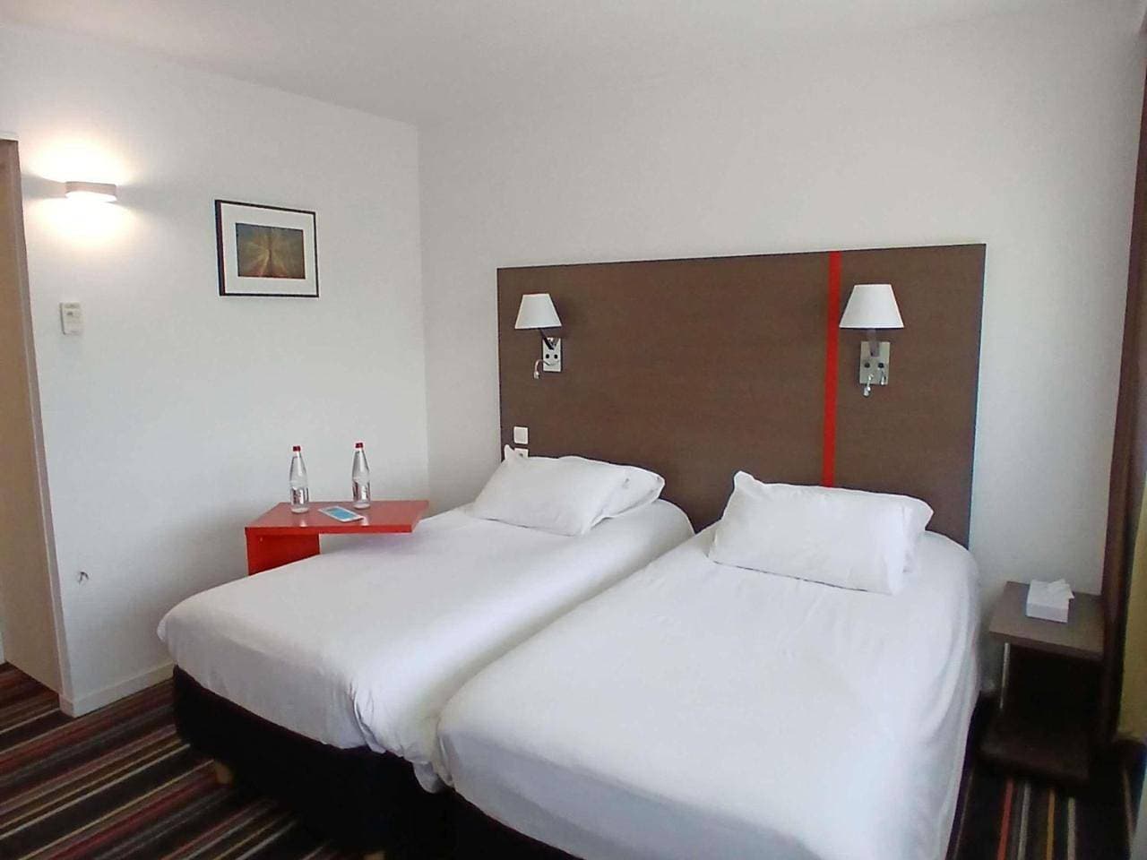 Foto 7 von 16: Standard Twin Room
