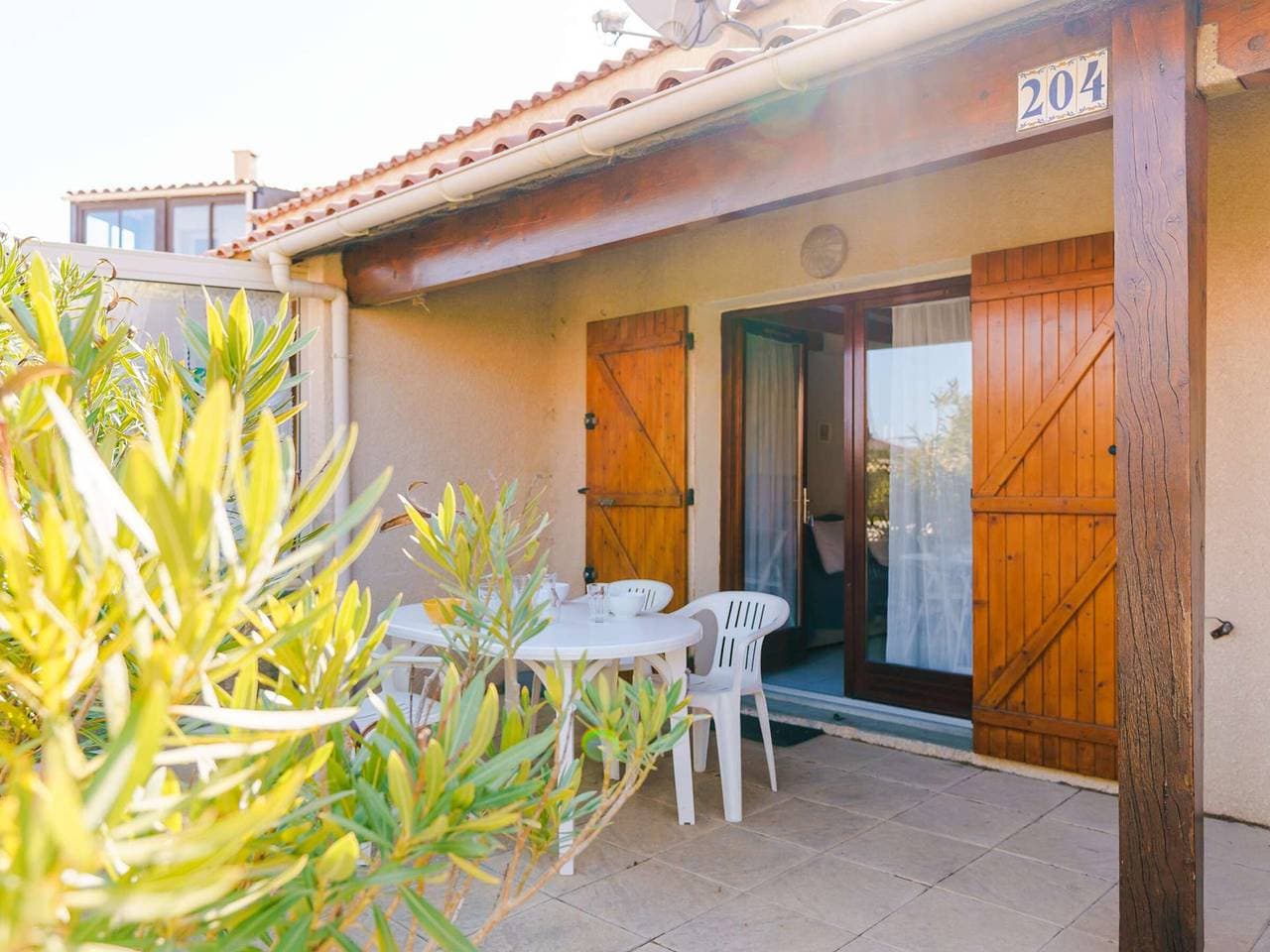 Villa mit Pool, 3 Zimmer, 4 Schlafplätze, Terrasse, Haustiere erlaubt, Nichtraucher 1