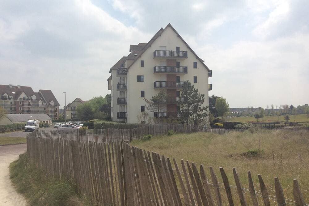 Foto 7 von 30: T2 renoviert - Uneinnehmbarer Meerblick - Neben dem Thalasso-Free Wifi