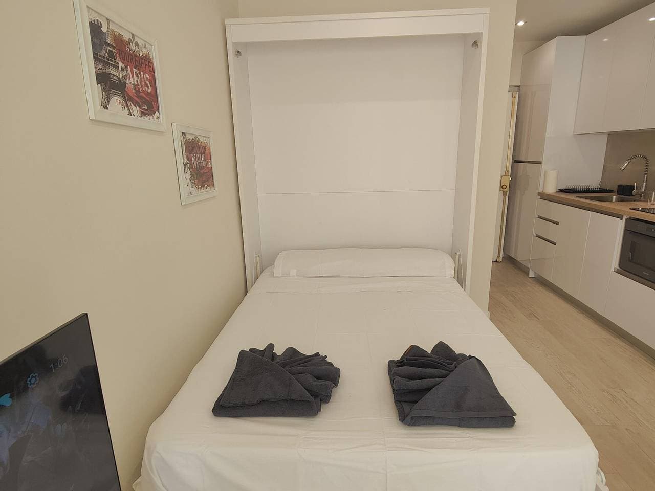 Foto 11 von 25: Charmantes Studio in Torremolinos: Wi-Fi, Balkon, nahe Strände, zentral gelegen