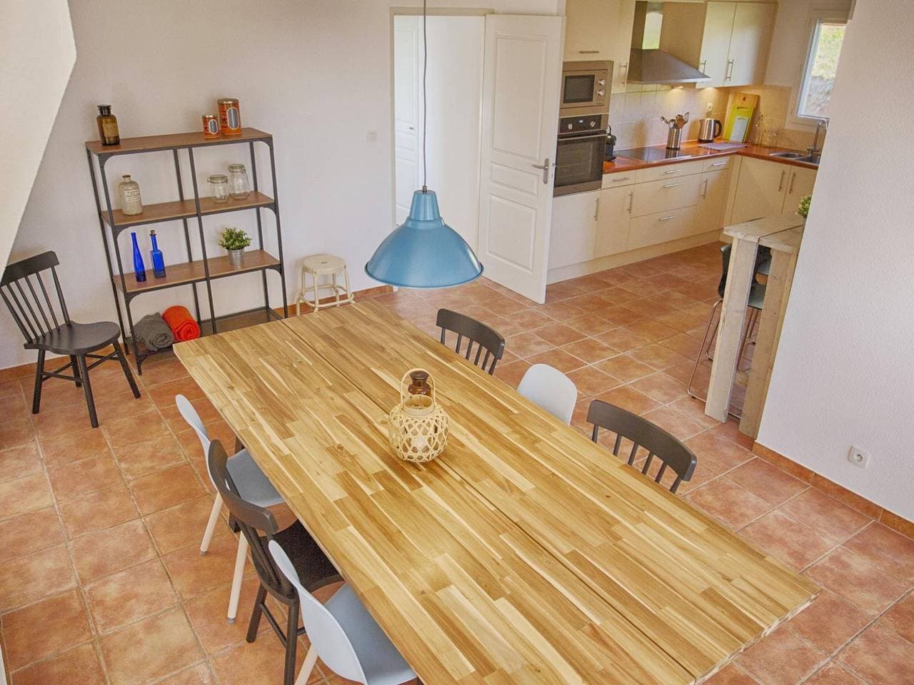 Foto 4 von 38: Impressive Villa with Hill View in Joyeuse