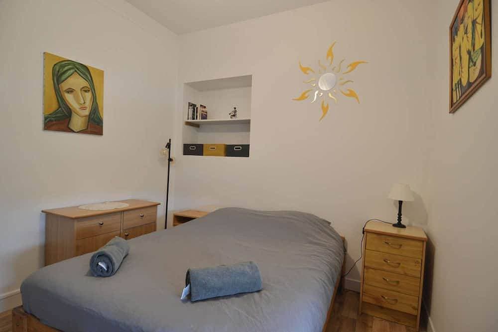 Foto 2 von 10: Appartement Proche de la Plage - Wifi, Bien Agencé