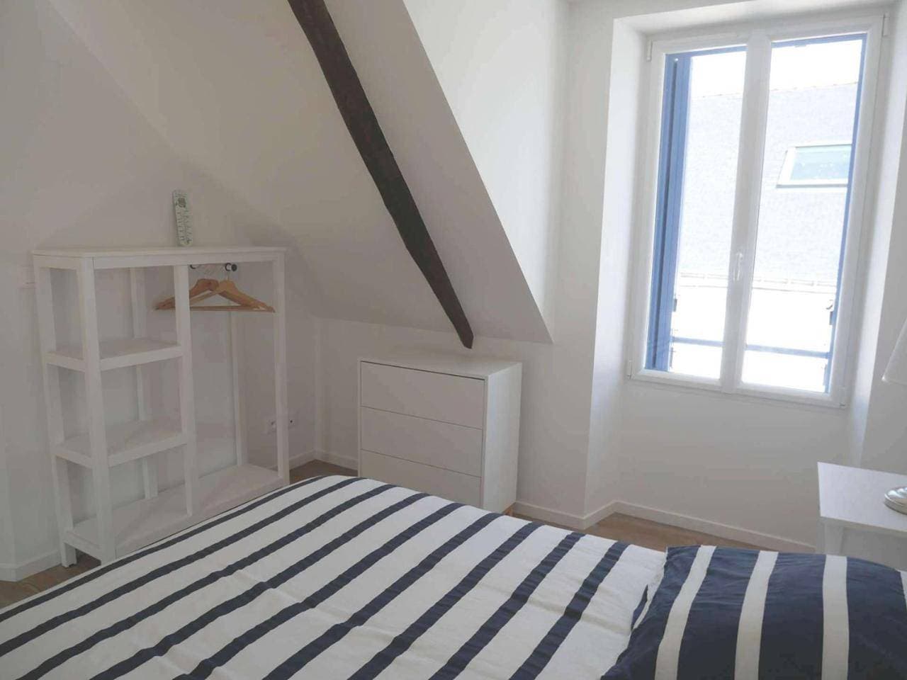 Foto 11 von 18: Maison de ville rénovée à Étel, 3 pièces, 60m², proche port, commerces et plage - Fr-1-479-115