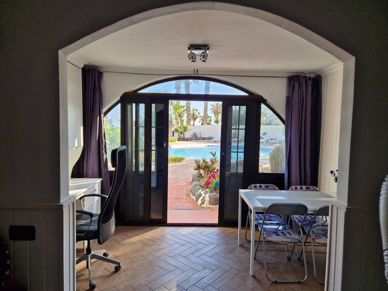 Foto 4 von 20: Ferienwohnung für 4 Personen mit Terrasse