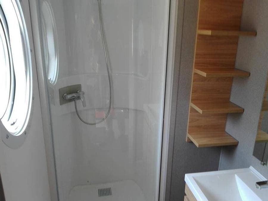 Foto 3 von 73: Camping Castanhada - Mobilheim 4 personen - Mh2 Premium