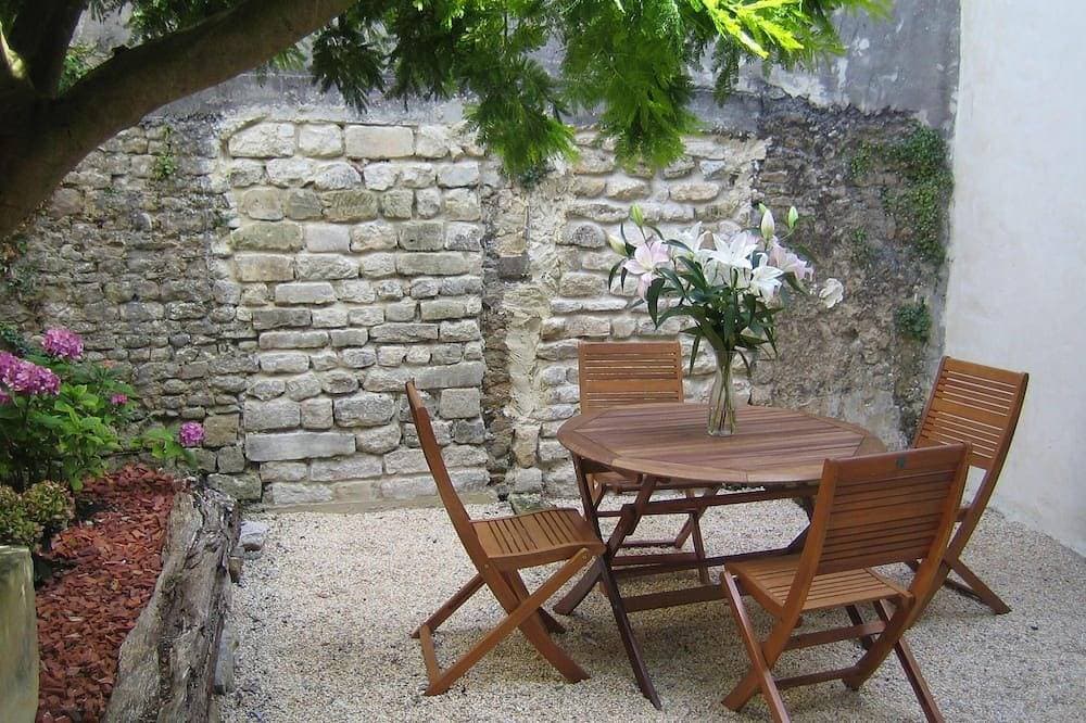 2/4 Personen im Herzen von Bayeux mit kleinem Privatgarten 1