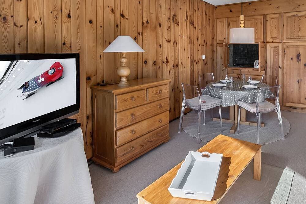 Foto 6 von 15: Charmante Ski-in-Ski-out-Wohnung mit Südbalkon in Courchevel 1850