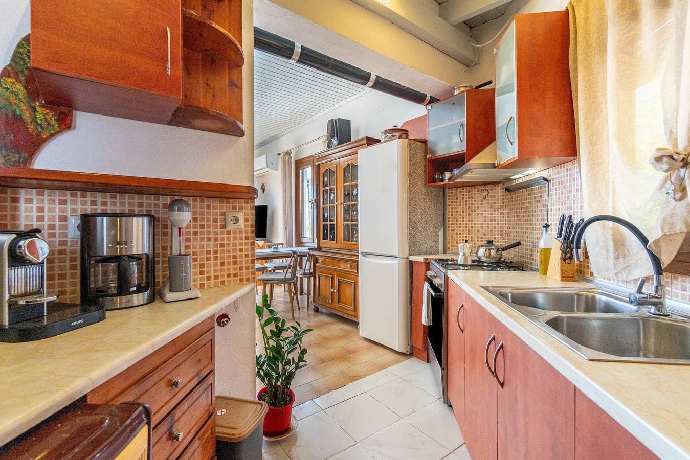 Foto 7 von 23: Ferienhaus 'Victoria's House' mit Meerblick, WLAN und Klimaanlage