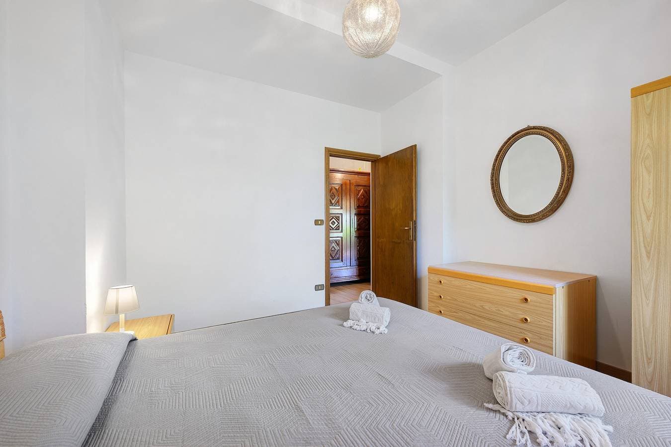 Foto 11 von 23: Ferienwohnung 'Casa Antony' mit Seeblick, privater Terrasse und WLAN
