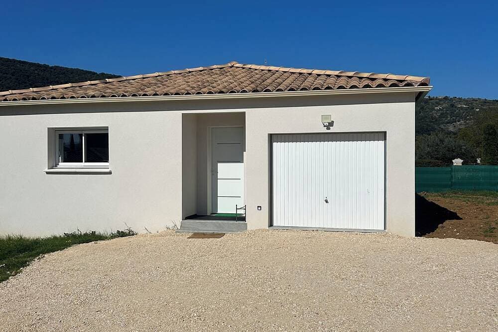 Foto 9 von 13: 3-bedroom detached house near river
