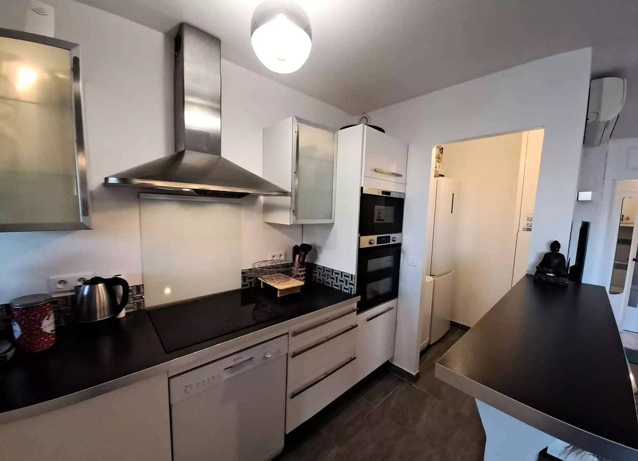 Foto 4 von 20: Wohnung für 6 Personen mit Blick auf den Hafen von Cogolin Marines