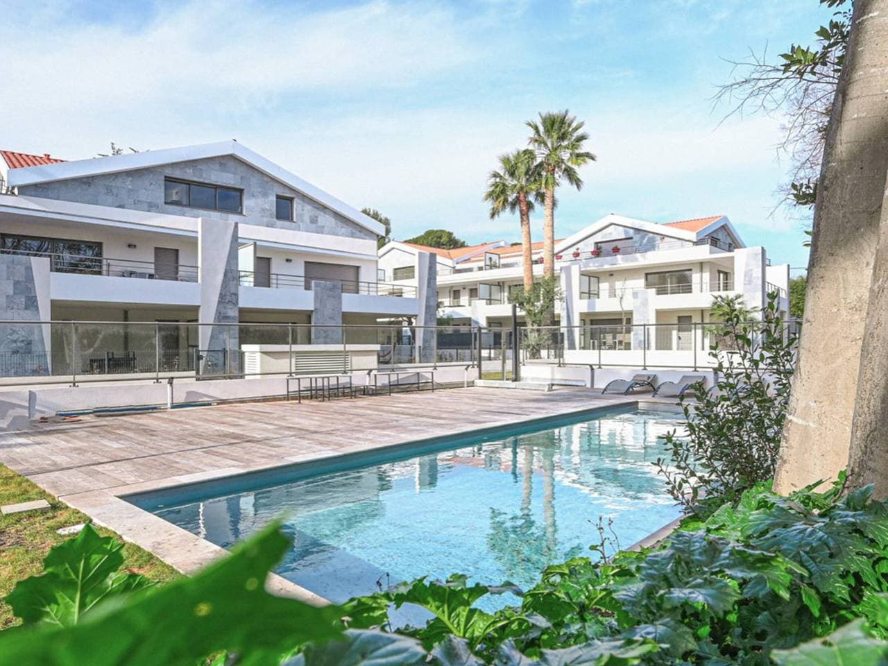 Luxus-Apartment, 2 Schlafzimmer, Terrasse, Pool, Parkplatz, 150m vom Strand - Saint-Cyr-sur-Mer 1