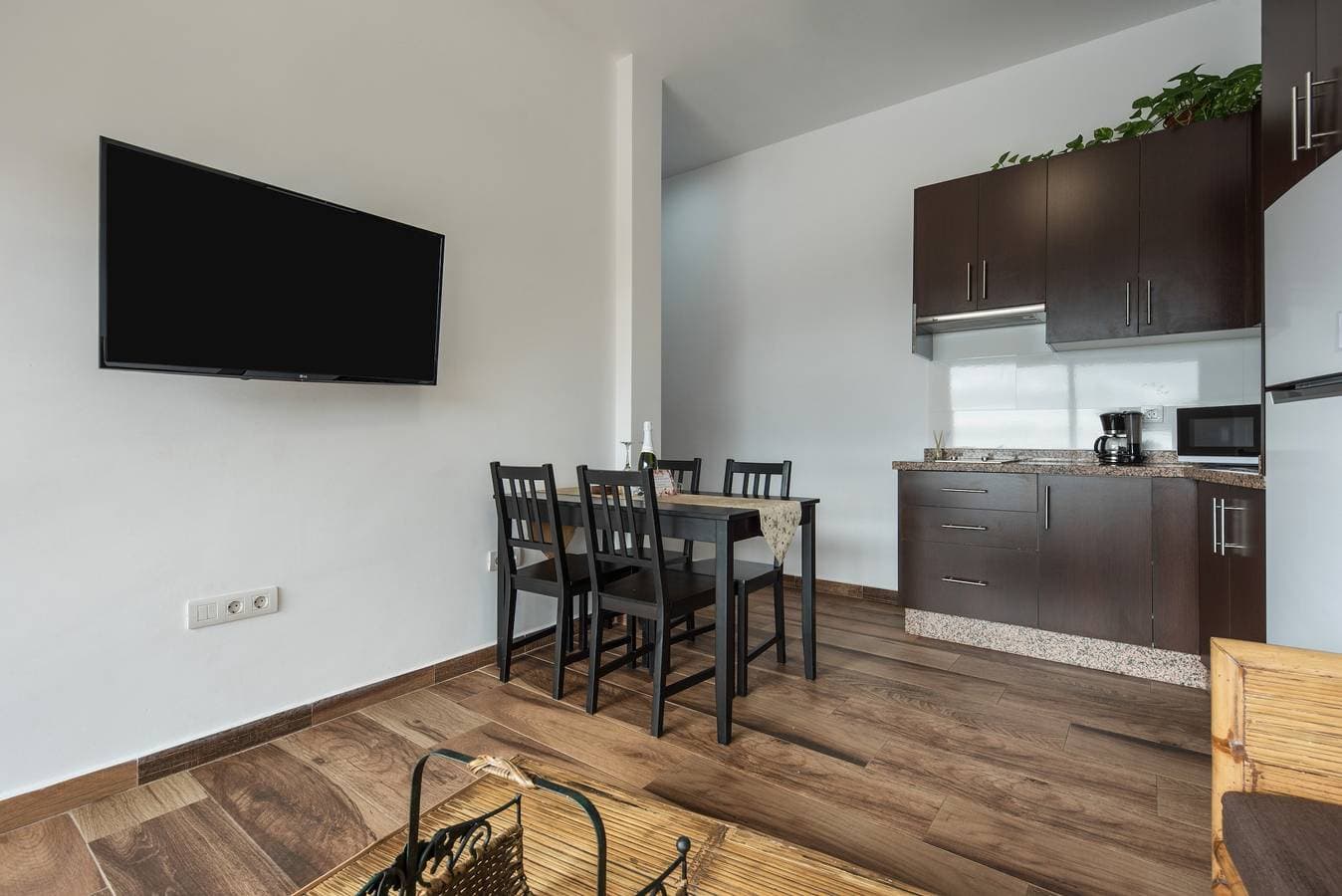 Foto 8 von 24: „Aramai“ mit Meerblick, privater Terrasse und WLAN