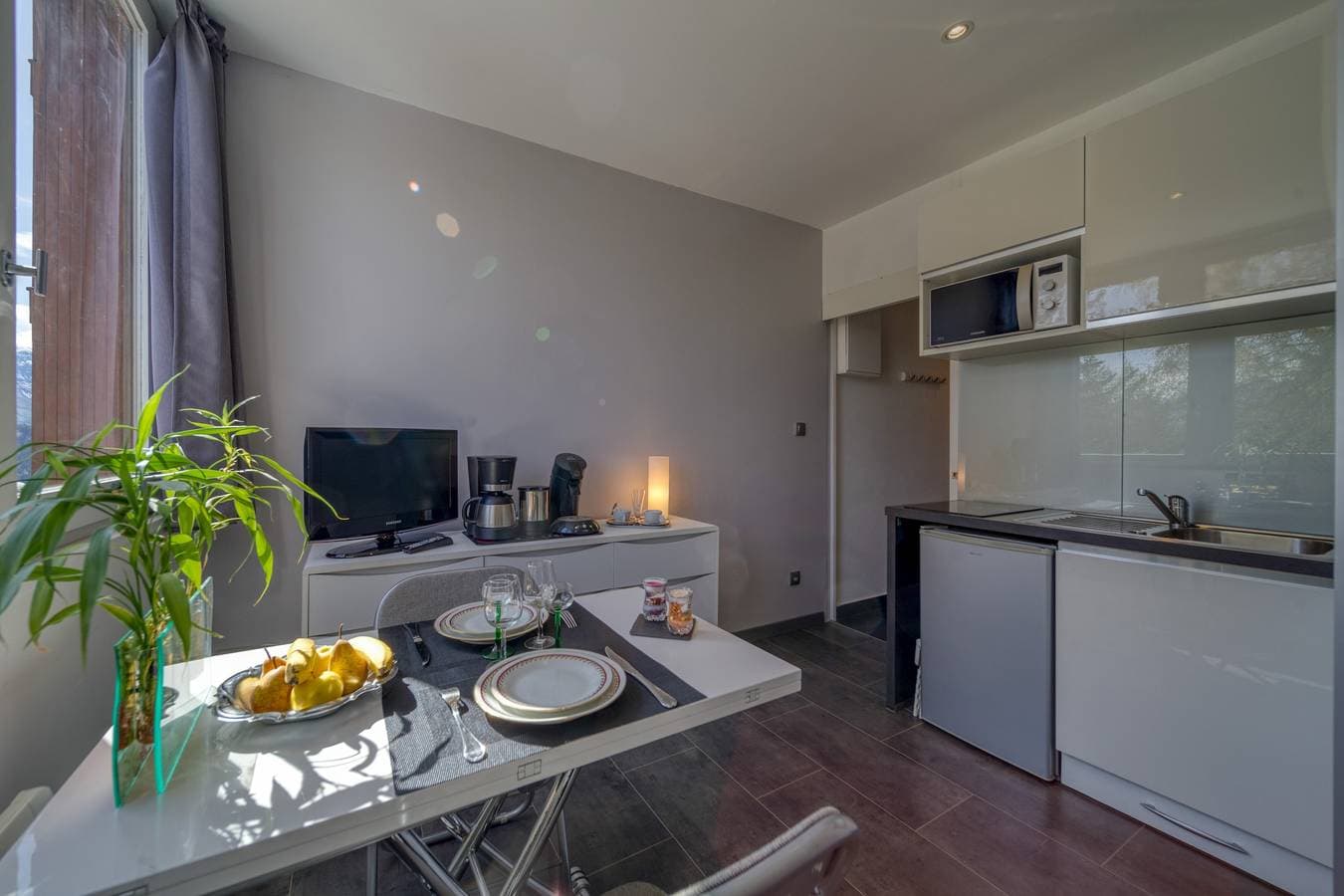 Foto 2 von 12: Ferienwohnung für 2 Personen mit Pool