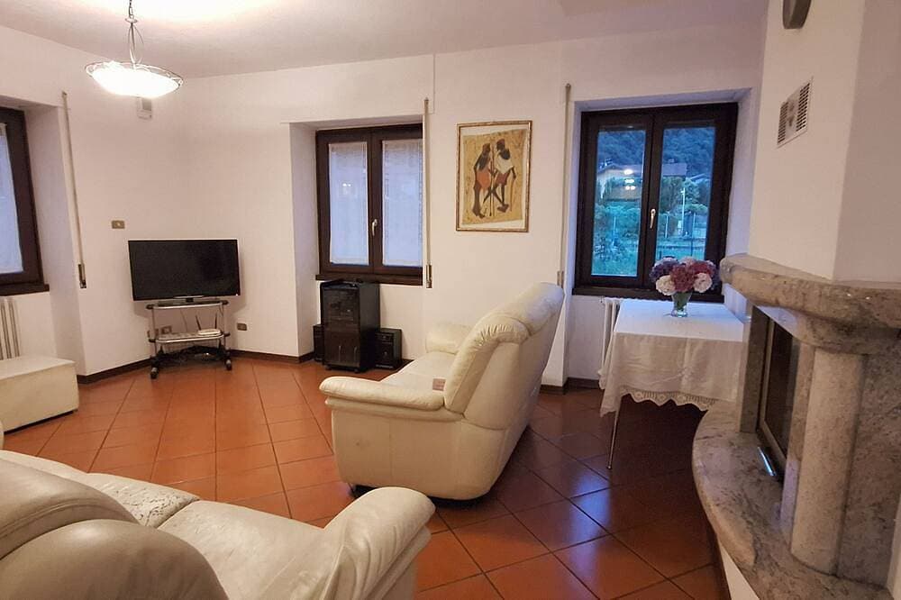 Foto 6 von 10: Casa Romilda: an apartment just a few meters from the lake, with a garden and ample parking