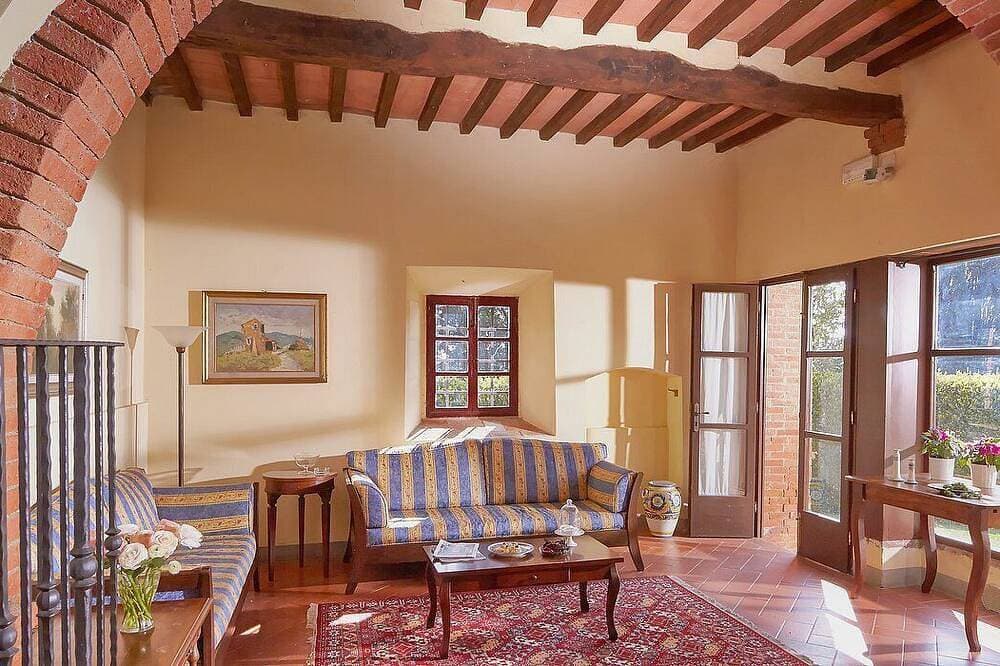 Foto 6 von 18: Casa Ramisia D: A characteristic and welcoming two-story apartment that is part of an ancient country house surrounded by a wonderful park, with Free Wi-Fi.