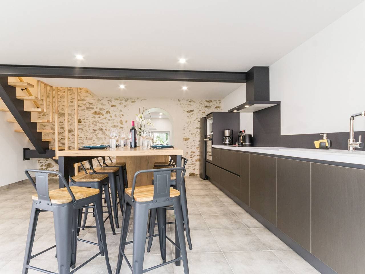 Foto 5 von 14: Traditionelles Haus im Weinbau. Renoviert, ruhig mit Terrasse, Parkplatz und moderner Einrichtung.