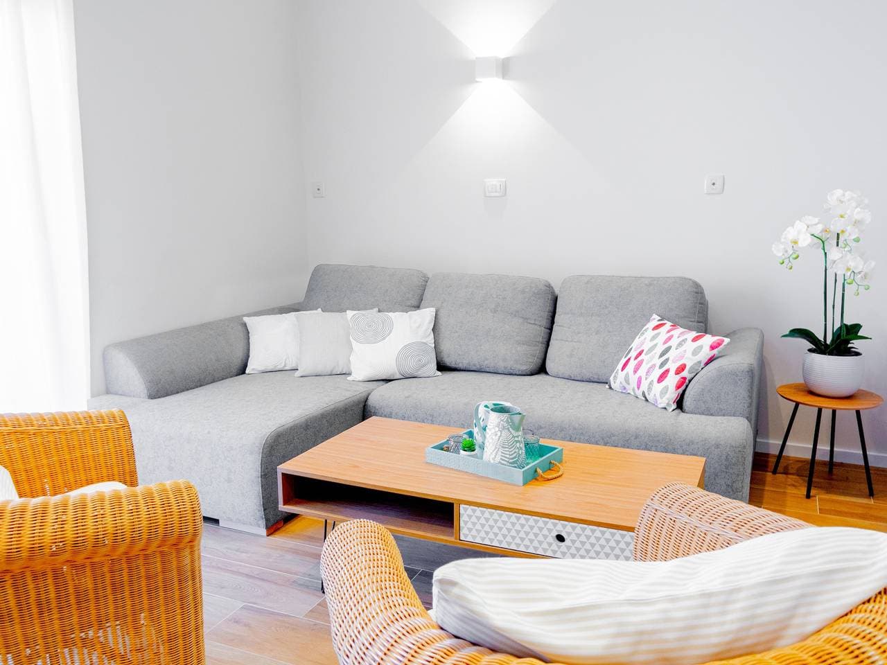 Foto 3 von 41: 2-Zimmer-Ferienwohnung mit Terrasse und Meerblick Banjol, Rab -a