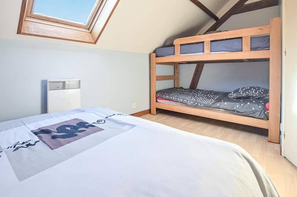 Foto 5 von 30: Gorgeous home in Bonneville-La-Louvet with WiFi