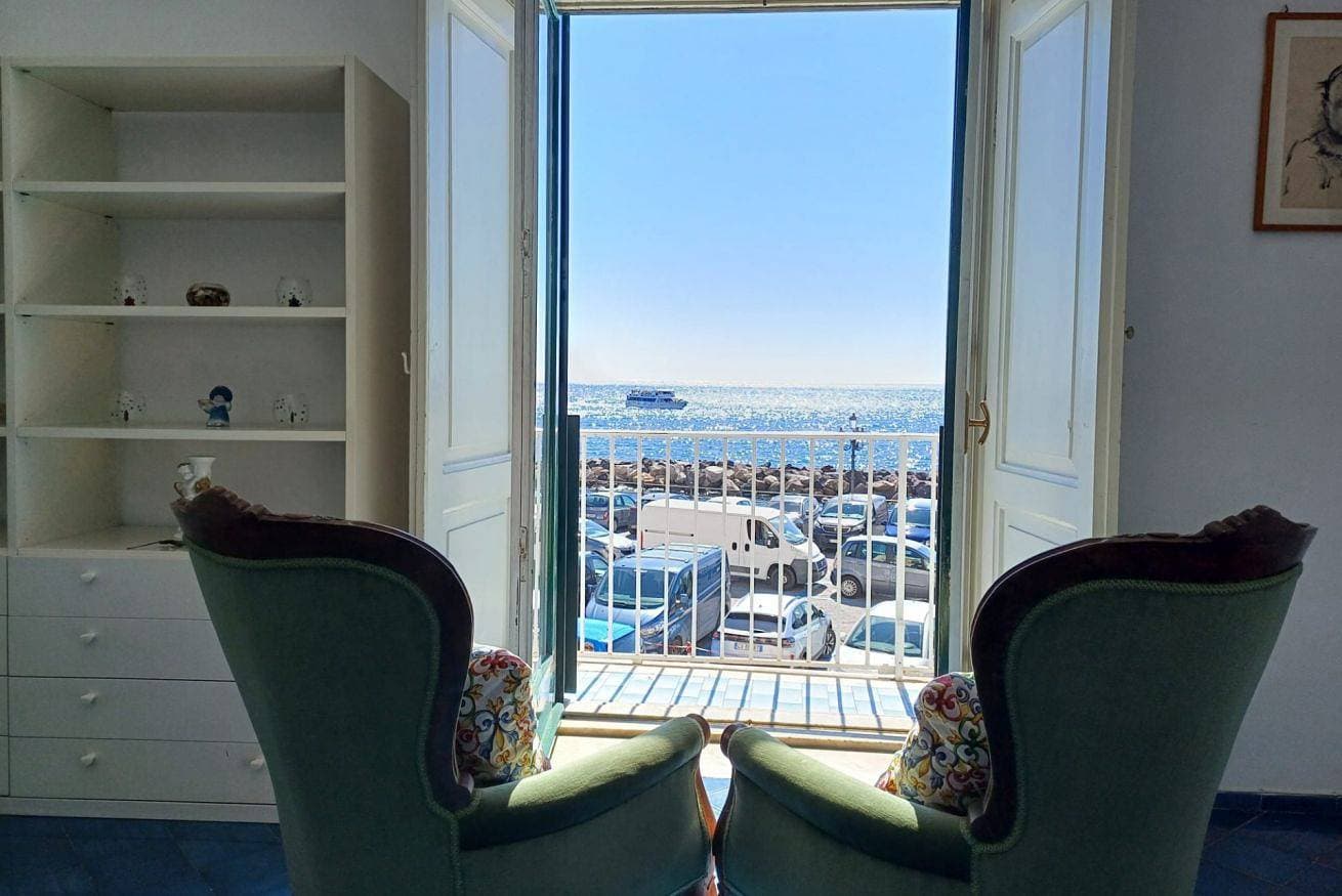 Foto 2 von 33: Ferienwohnung für 2 Personen mit Meerblick
