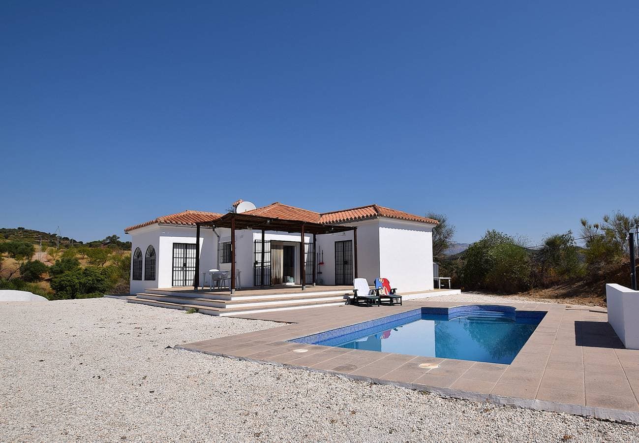 Casita auf dem Land mit Swimmingpool, in der Nähe von Málaga 1