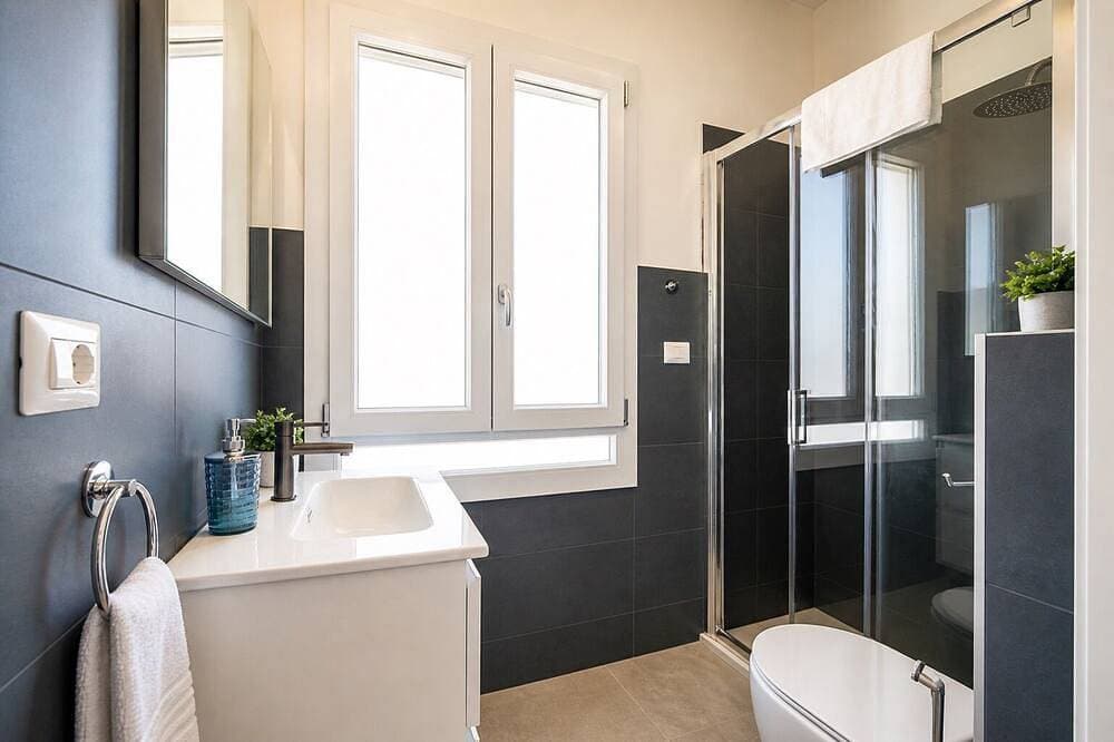 Foto 10 von 29: Atemberaubende Villa, 3 Schlafzimmer, großer Garten, Grill