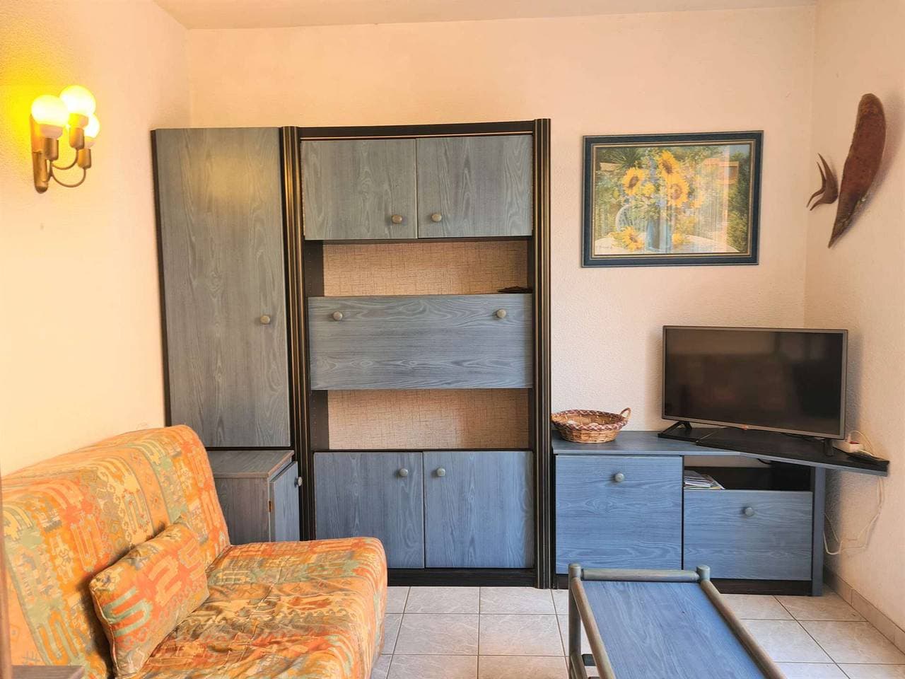 Foto 4 von 16: Gemütliches 2-Zimmer-Apartment für 4 Personen, 450 m vom Strand, mit Garten und Parkplatz