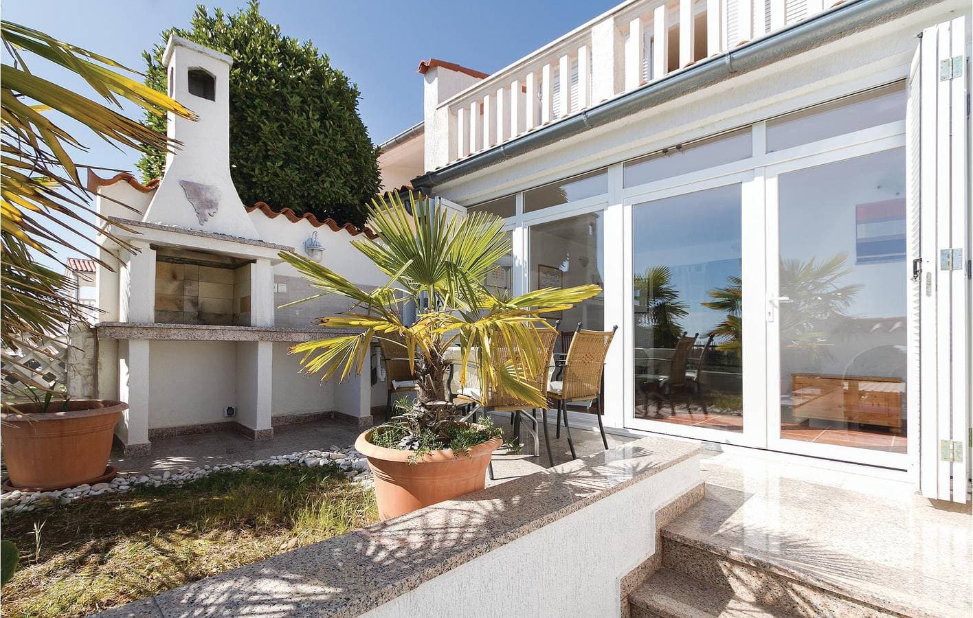 Foto 6 von 24: Gemütliche Unterkunft am Meer mit Terrasse und moderner Ausstattung, 800 m vom Strand entfernt