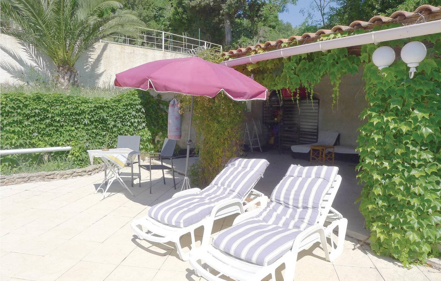 Foto 9 von 23: Appartement am Pool mit AC & WiFi in der Nähe von Saint-Chamas