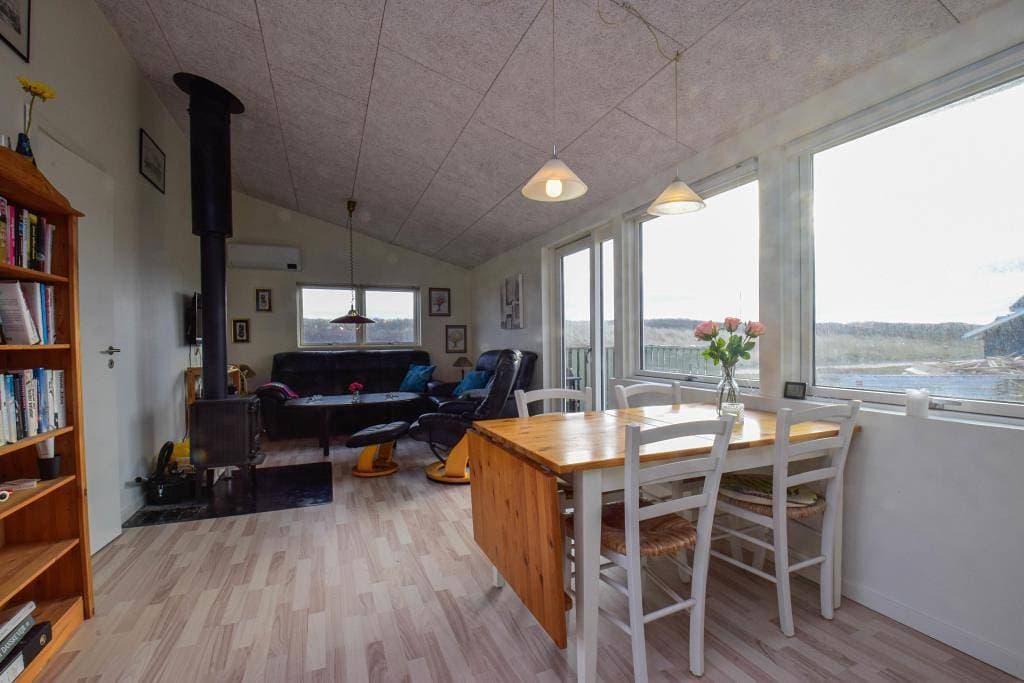 Foto 6 von 15: Modernisiertes, traditionelles Sommerhaus – Nur 150 m zum Strand!