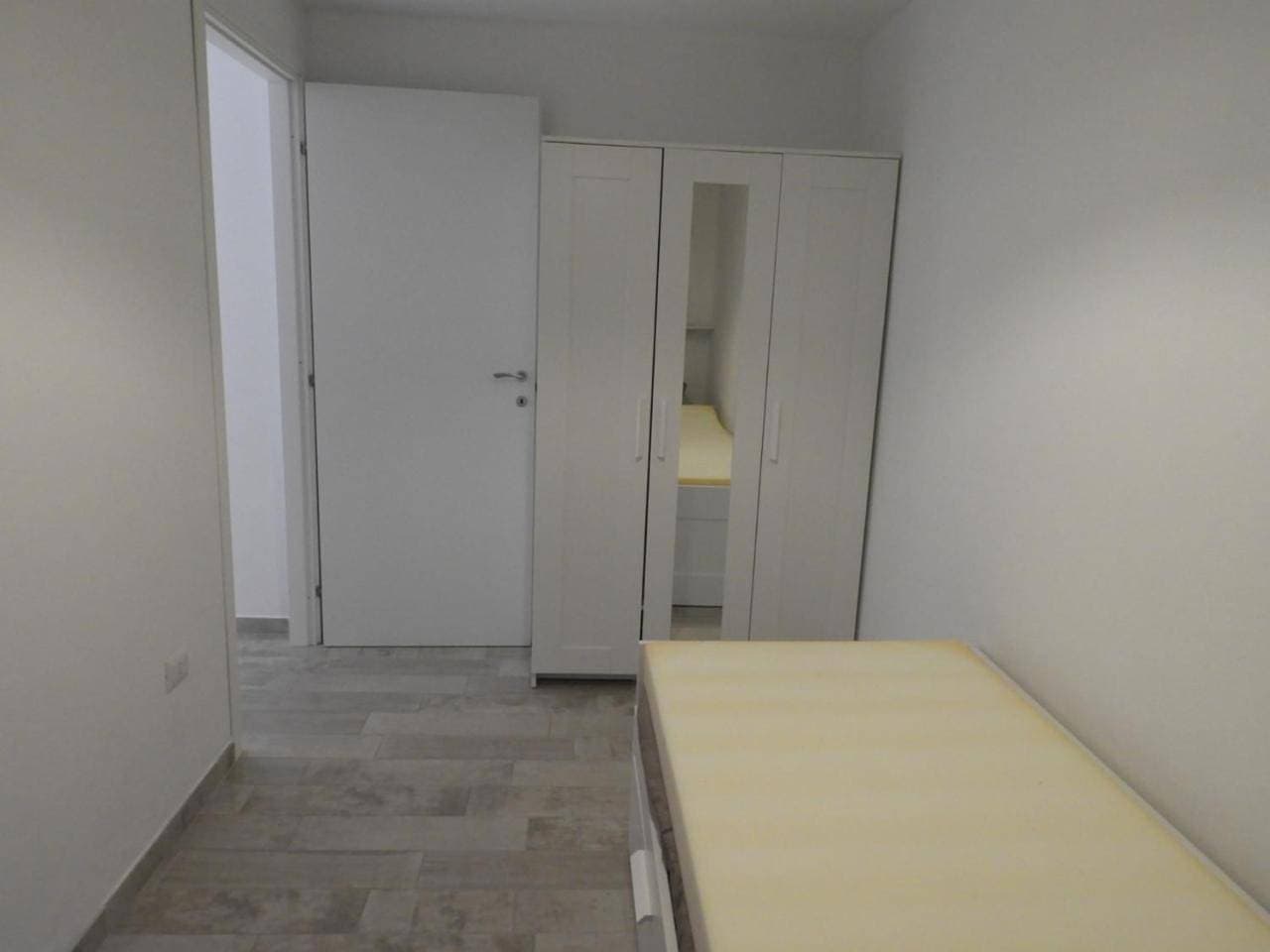 Foto 6 von 14: One-Bedroom Apartment
