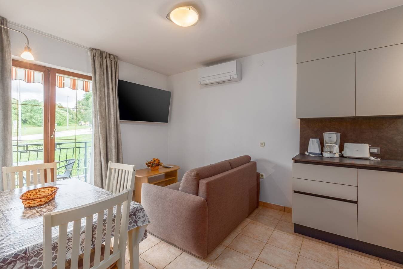 Foto 9 von 23: 1-Zimmer-Ferienwohnung mit Balkon Vrsar, Porec A-17473-a