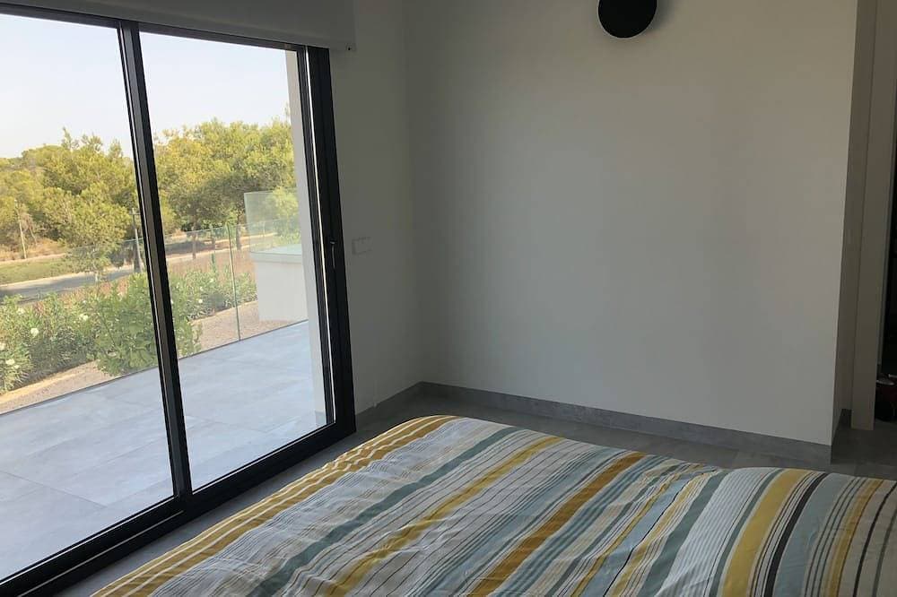 Foto 3 von 30: Moderne (brandneue) Luxusvilla Mandarino 19 im besten Golfresort Las Colinas