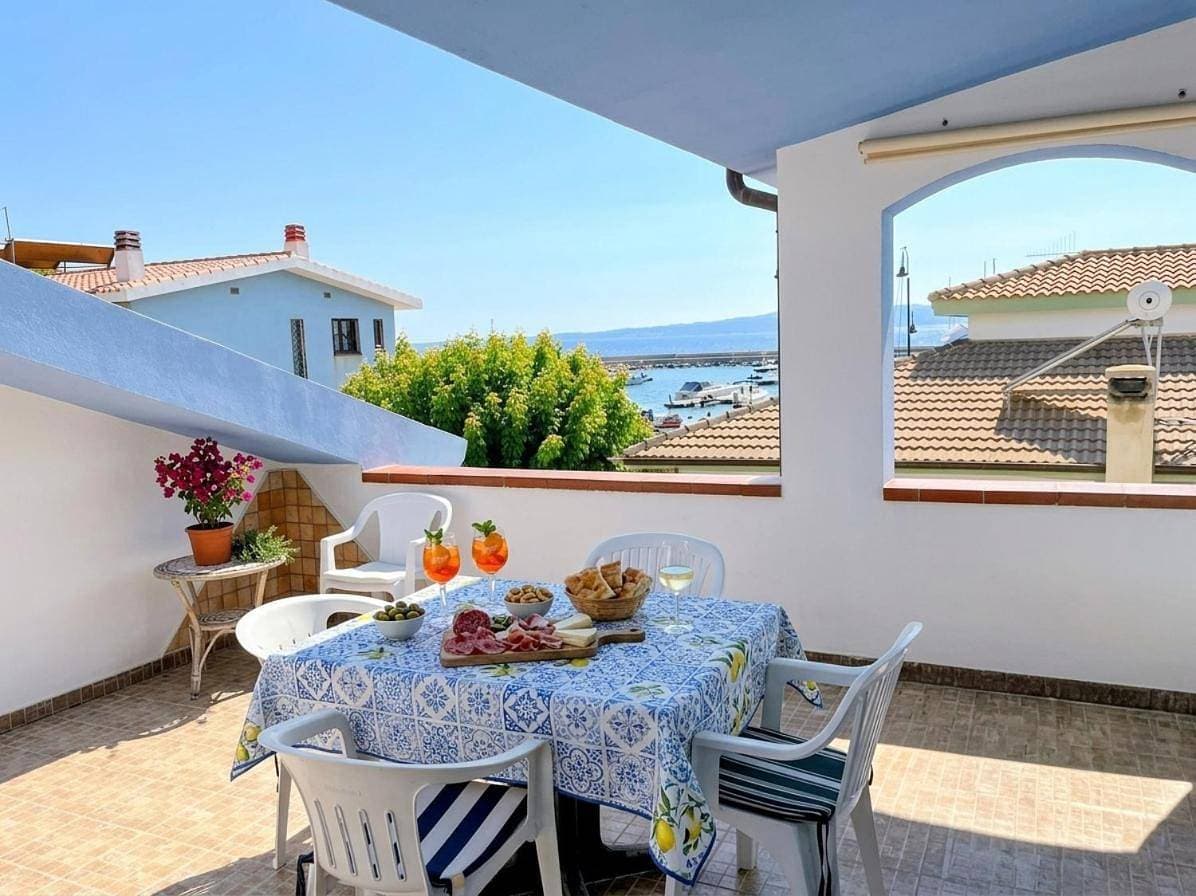 Villa Bellavista, 50 meters from the Marina 1