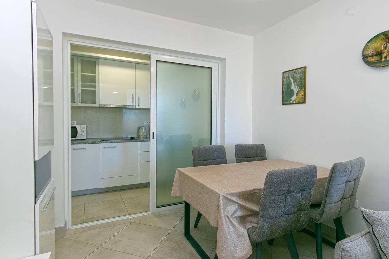 Foto 4 von 17: Apartment Brela 18