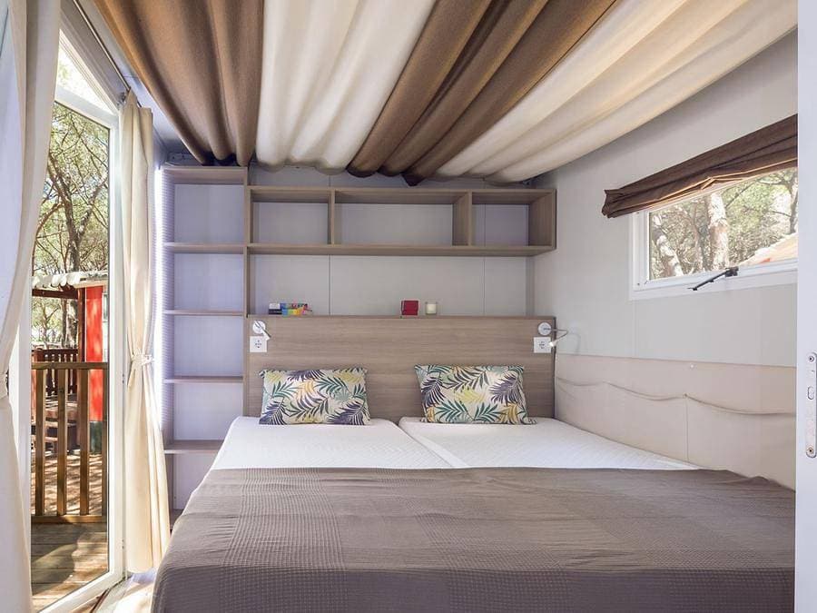 Foto 9 von 35: Camping Village Laguna Blu - Safarizelt 4 personen - Clever