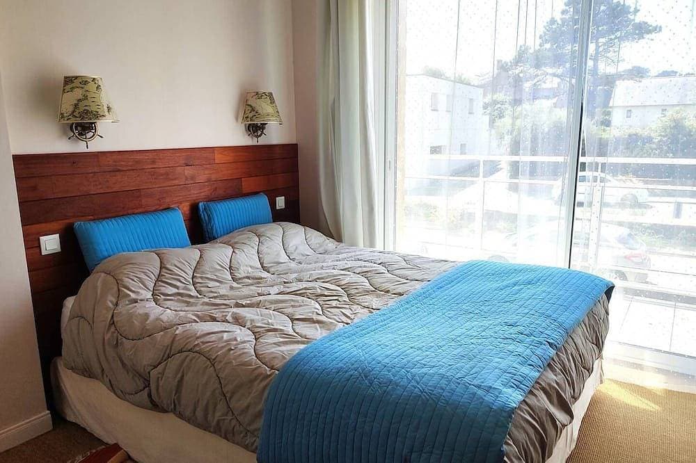 Foto 2 von 15: Beautiful sea view duplex in a residence facing the Coz beach in Tregastel