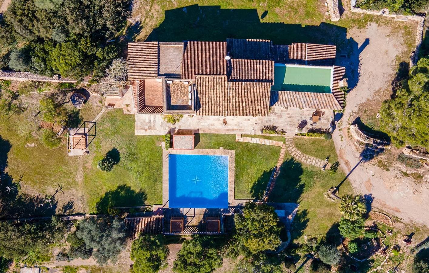 Foto 5 von 32: Appartement am Strand mit Pool und Wifi, 2,5 km von Playa Es Pregons entfernt
