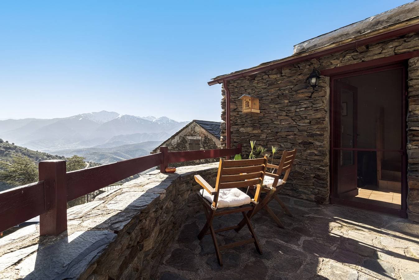 Foto 5 von 26: Gîte mit Terrasse an der Quelle in Jujols – Komfort in den Pyrenäen