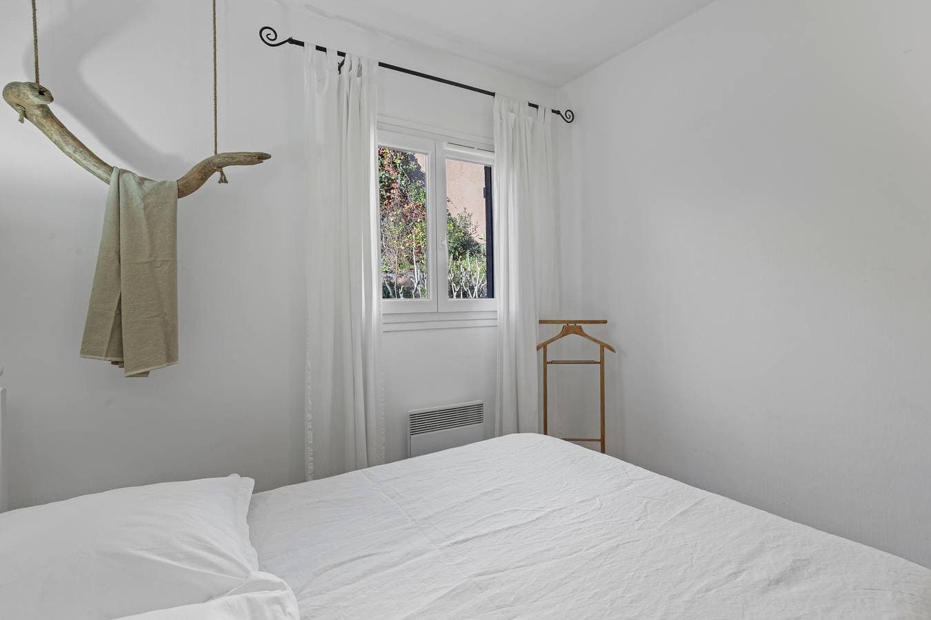 Foto 9 von 37: Apartment 'Chez Skadi' mit Gemeinschaftspool und WLAN