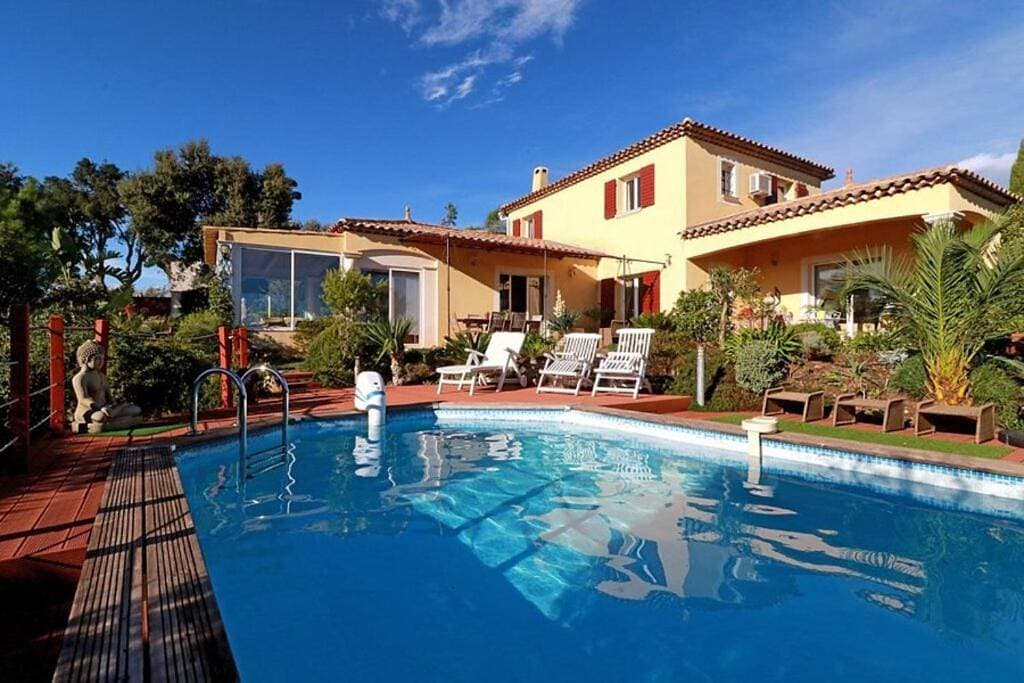 Villa Tanneron vue panoramique piscine 1