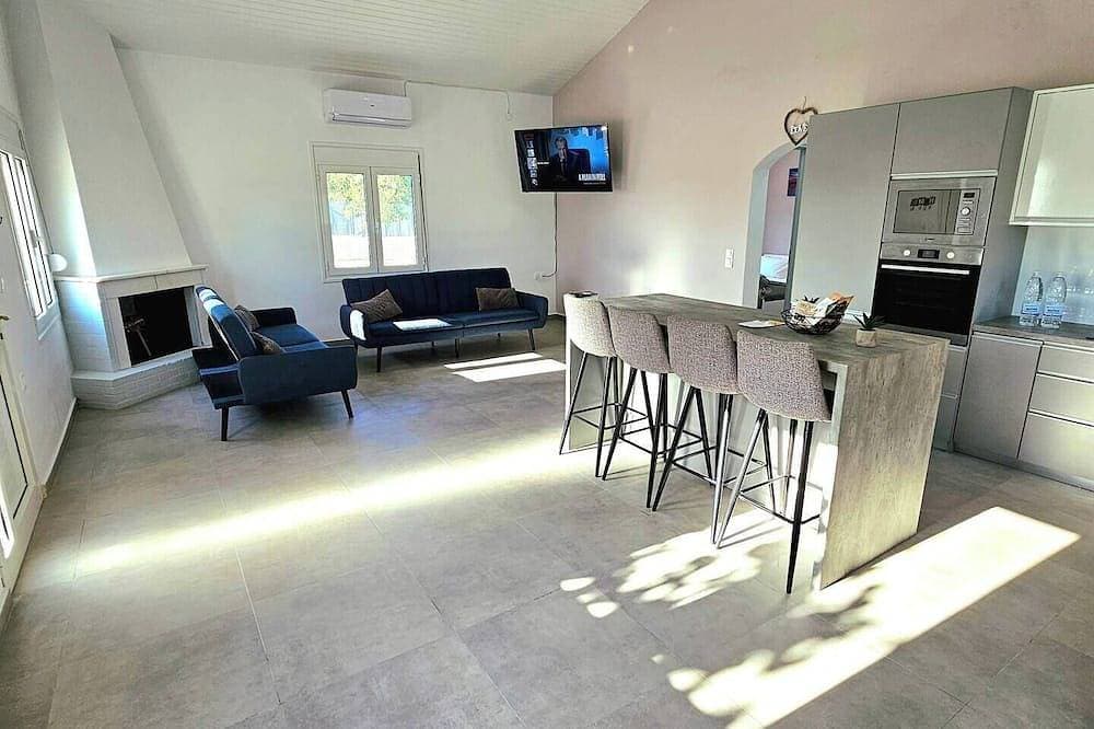 Foto 12 von 30: Seaview Villa with private pool,180m from the sea