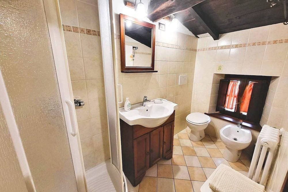 Foto 6 von 23: Restored Mill, riverside, private pool, WIFI, romantic!