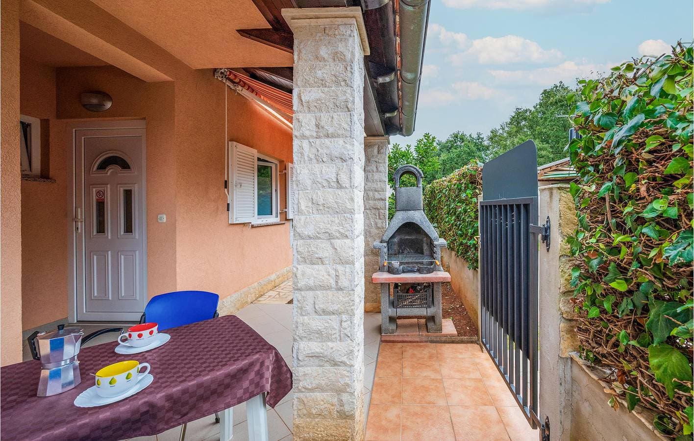 Foto 5 von 18: Gemütliche Ferienwohnung 1 km vom Strand entfernt mit Terrasse, Parkplatz und WLAN