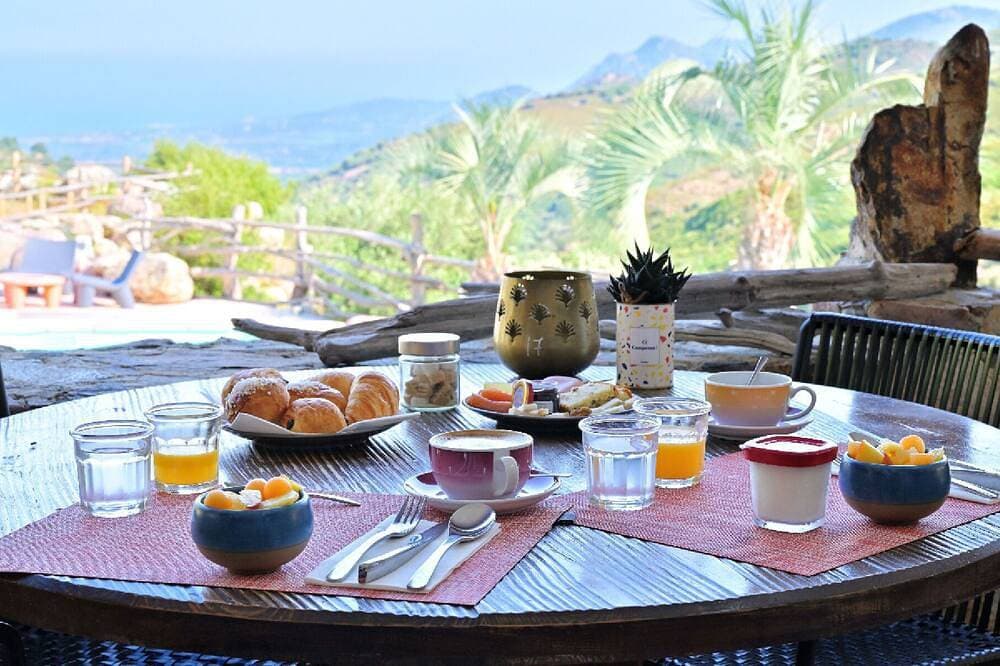 Foto 6 von 13: A Charming 4-Star Hotel In Haute-Corse<br>The luxury of taking the time