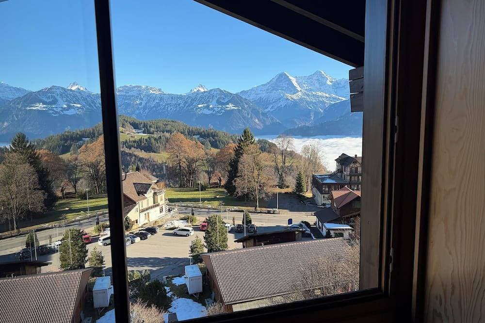 Foto 12 von 13: Chalet Heide – Ferienwohnung für 4 mit traumhaftem Alpenblick in Beatenberg
